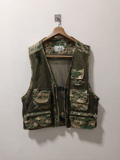 (Category: ) located in . Submitted by aristothrift (Listing ID 1467590596, Image 1). Description: .