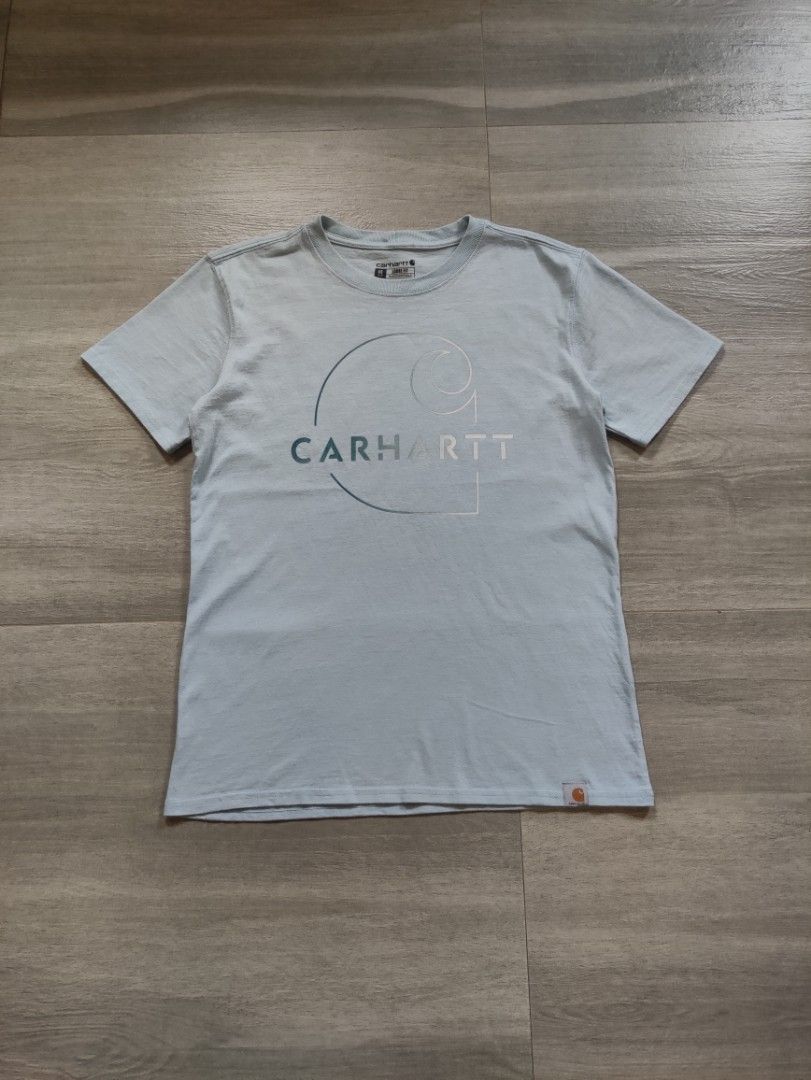 Carhartt Modern Logo Graphic Tee (Category: Tshirts & Polo Shirts ) located in Calamba. Submitted by alorbis96758 (Listing ID 1467462172, Image 1). Description: Chest Width : 18" Length : 26" Best Fit : XS Men / S Women Color Rate : 9.5 Flaws : Cut Tag.
