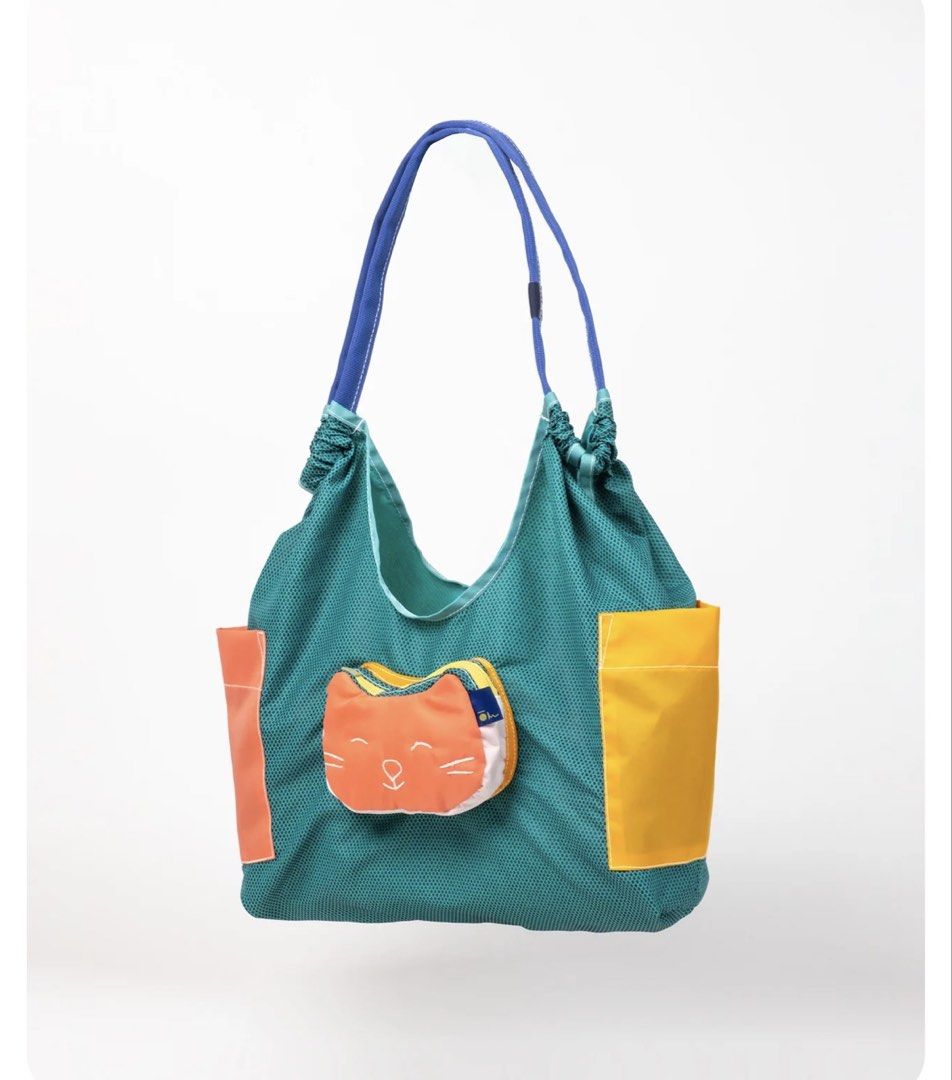 Carry Om Karma - Ming Ming (Category: Tote Bags) located in Manila. Submitted by stuffbyabby (Listing ID 1467383371, Image 1). Description: AVAILABLE AND LAST PRICE na. Low ballers will be ignored. If hindi afford, wag na mag inquire. Don’t waste time asking if available pa. It’s available as long as this post is not marked sold and interested buyers haven’t paid. Sage Green Color No damage and haven’t been used RFS: Prefer another color. Once yo