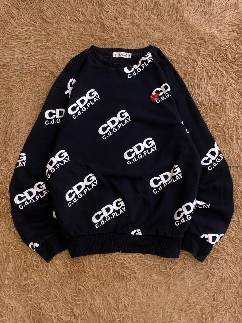 Cdg play all over print (Category: Coats, Jackets and Outerwear) located in Mangaldan. Submitted by raversantos (Listing ID 1467541936, Image 1). Description: W-23 L-27 No issue Excellent condition Color rate 10/10.
