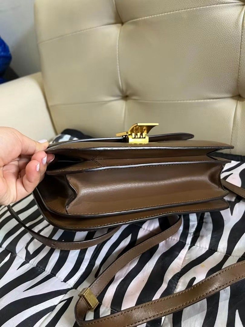 Celine Italy (Category: Cross-body Bags) located in Las Pinas. Submitted by wisedragon-84af (Listing ID 1467382264, Image 3). Description: Celine made in Italy.