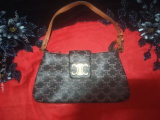 (Category: ) located in . Submitted by ronniel0943882 (Listing ID 1467391106, Image 1). Description: .