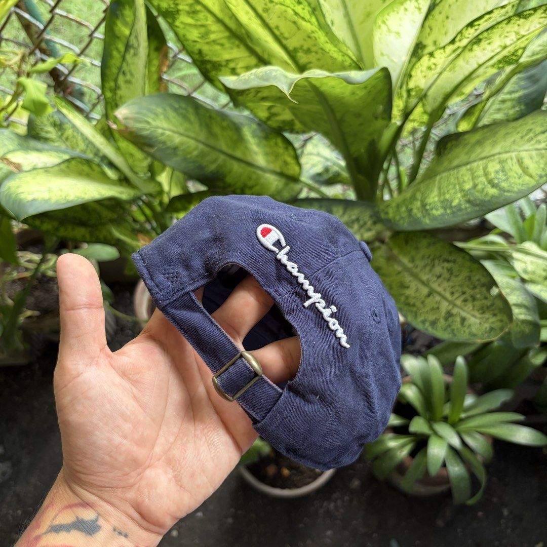 Champion dad hat baseball cap (Category: Caps & Hats) located in Magalang. Submitted by luxgood18 (Listing ID 1467508007, Image 3). Description: .