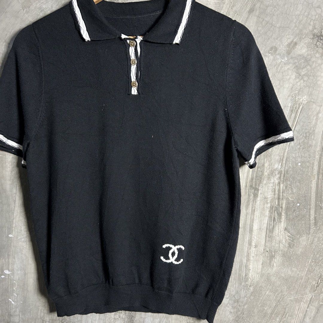 Chanel - Cashmere Knit Bicolor Polo (Category: Luxury Apparel) located in Tayabas. Submitted by streetdepartment (Listing ID 1467546058, Image 2). Description: Chanel - Cashmere Knit Bicolor Polo Excellent condition Flaw/s: missing necktag Size: Medium Measurements (inches): Width: 18” Length: 23.5” Dm to purchase! Note: Manage your expectations as you are dealing with secondhand items. Color may vary due to lighting. No return / No refund! If yo