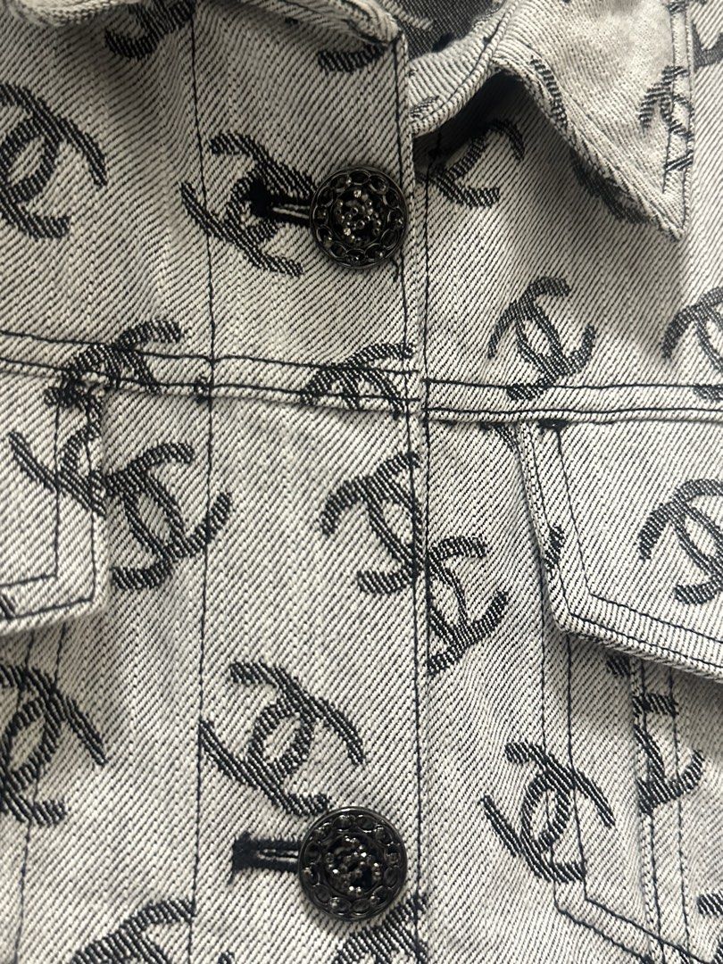 Chanel Denim All Over Print (Category: Luxury Apparel) located in Bulacan. Submitted by groundloot727 (Listing ID 1467376946, Image 2). Description: .