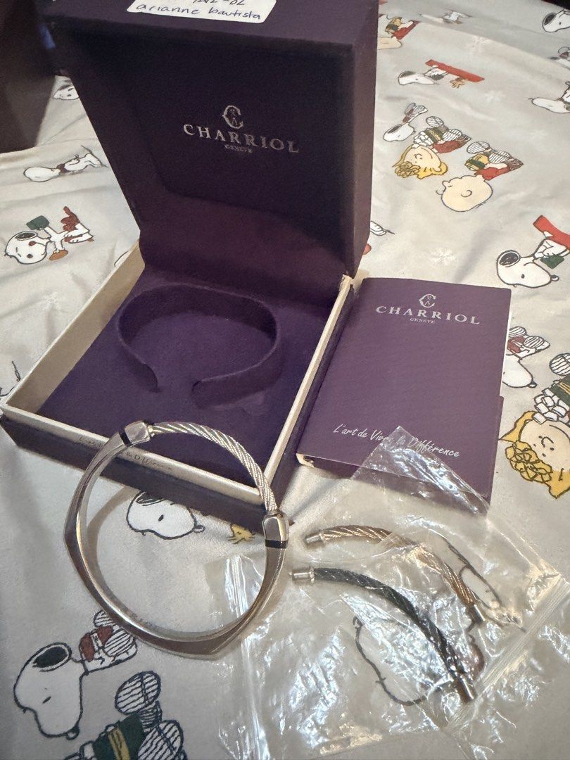Charriol Interchangeable Cable Bangle Bracelet Set with Box (Category: Bracelets) located in Quezon City. Submitted by ariannemb01 (Listing ID 1467464949, Image 2). Description: ✨ FOR SALE | CHARRIOL CHAMELEON ROCK BANGLE ✨ 🤍 Silver • 🖤 Black • 🌹 Rose Gold 📏 Size: Large 💎 Preloved — No flaws, excellent condition 📦 Complete with box & card 💰 ₱6,000 only! 📍 QC Area 💳 MOP: GCash / BDO / BPI 🚚 Delivery: Seller handles pick-up & delivery ✨ A