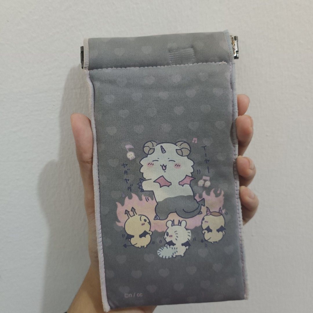 Chiikawa Angel & Demon Spring Pouch (Category: Purses & Pouches) located in Manila. Submitted by thearosete (Listing ID 1467559013, Image 2). Description: pouch still working but with rusting and needs wash perfect for glasses mop: gcash mod: j&t (buyer shoulders sf).