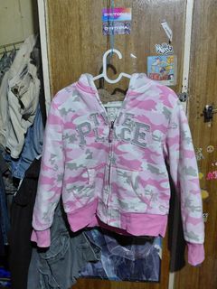 (Category: ) located in . Submitted by frootiloots4103 (Listing ID 1467381162, Image 1). Description: .