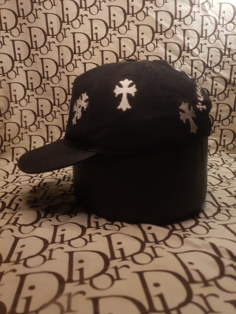 Chrome hearts snapback cap hat (Category: Caps & Hats) located in San Fernando. Submitted by retro.district. (Listing ID 1467515418, Image 3). Description: - Chrome hearts Snapback cap - Size: adjustable snapback - Condition: Fair - issue: uneven color, repainted.