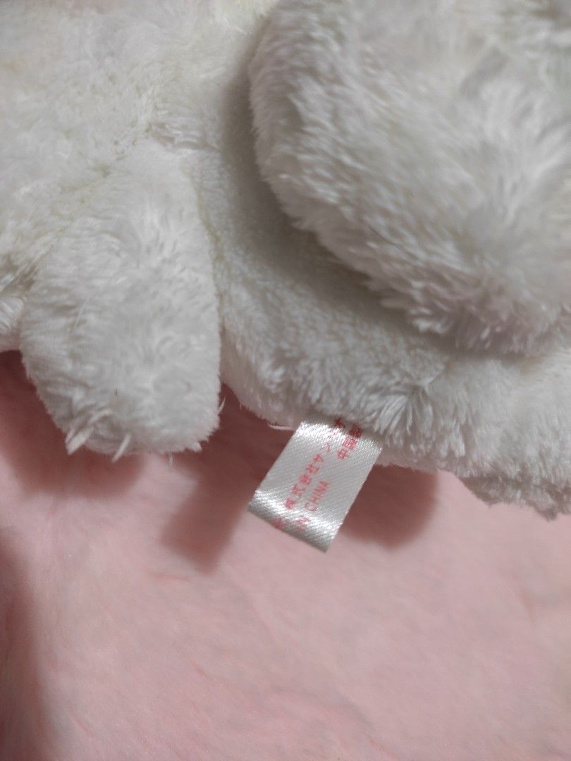 cinnamoroll beaded plush (Category: Plushies & Soft Toys) located in Bacoor. Submitted by Exedriae (Listing ID 1467440506, Image 3). Description: .