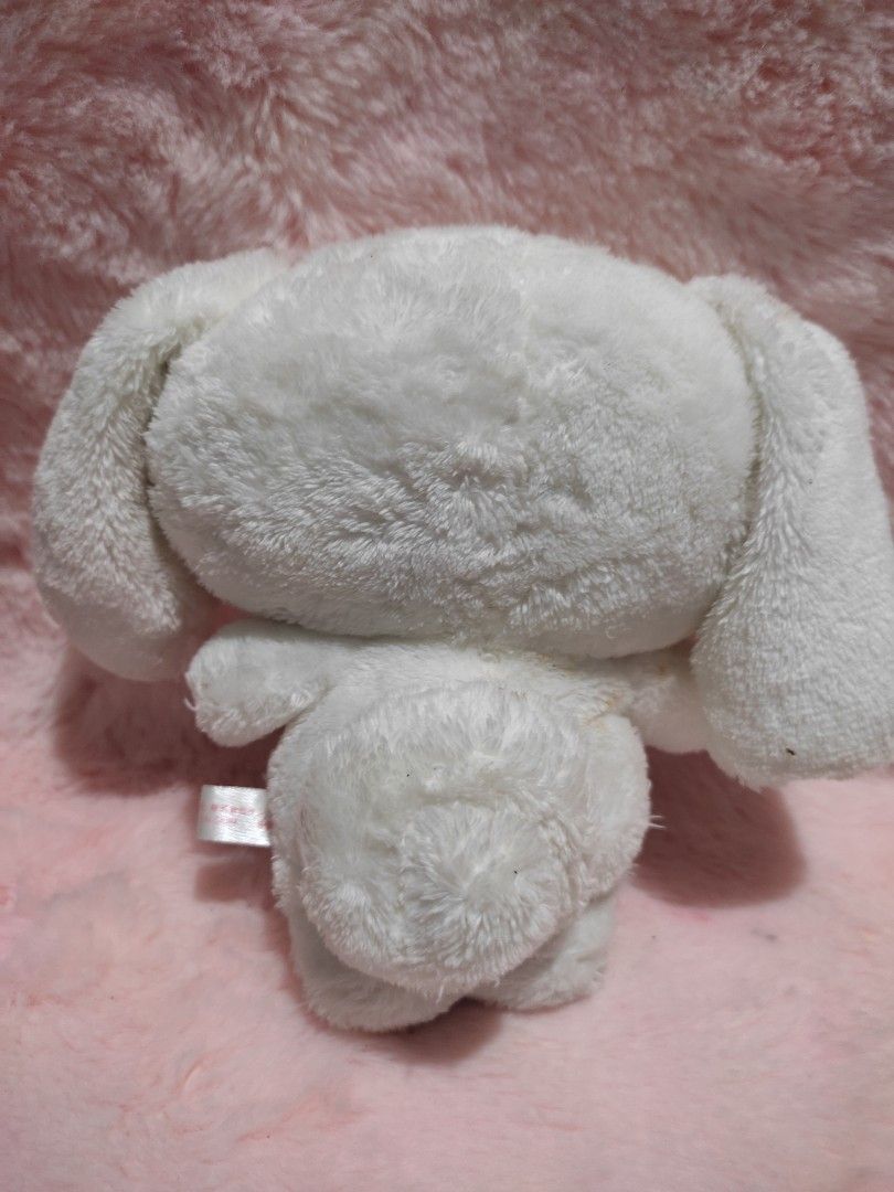 cinnamoroll beaded plush (Category: Plushies & Soft Toys) located in Bacoor. Submitted by Exedriae (Listing ID 1467440506, Image 2). Description: .