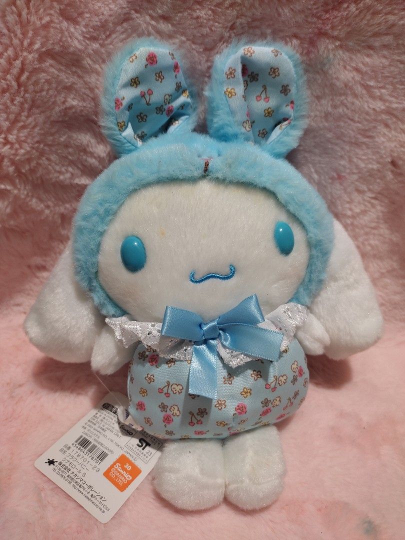 cinnamoroll easter bunny plush (Category: Plushies & Soft Toys) located in Bacoor. Submitted by Exedriae (Listing ID 1467440037, Image 1). Description: need wash sa head part.