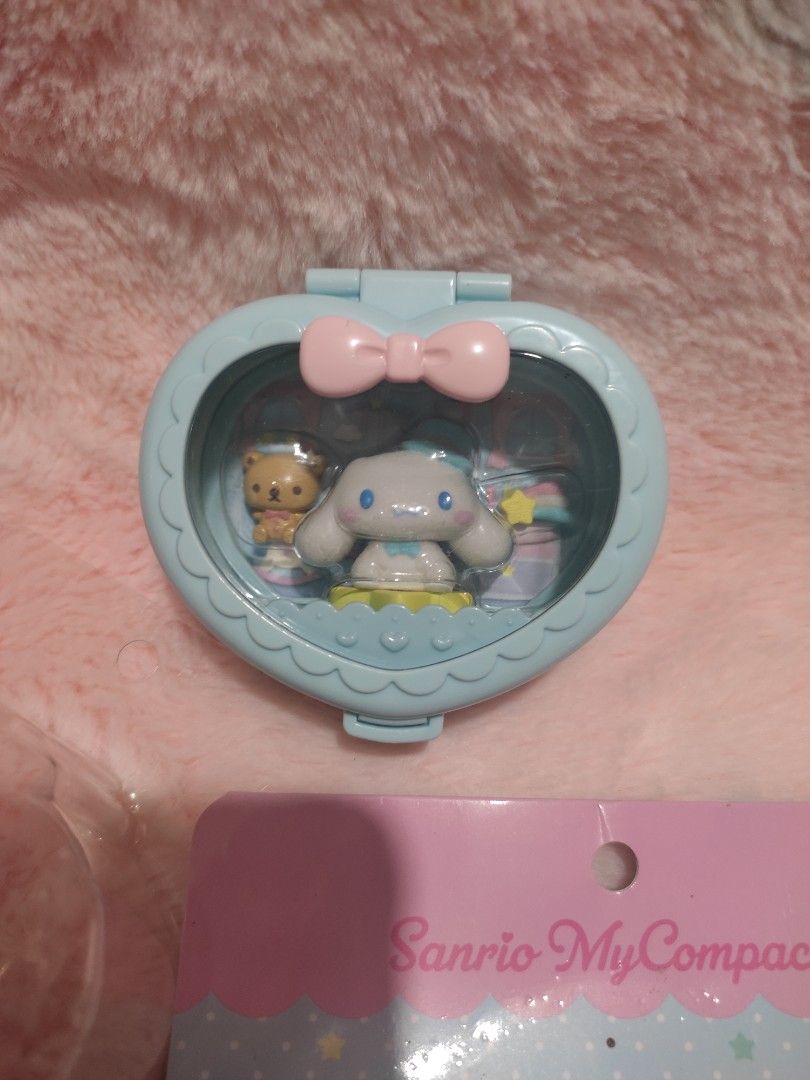 Cinnamoroll my compact set keychain (Category: Designer & Blind Box Toys) located in Bacoor. Submitted by Exedriae (Listing ID 1467432521, Image 3). Description: .