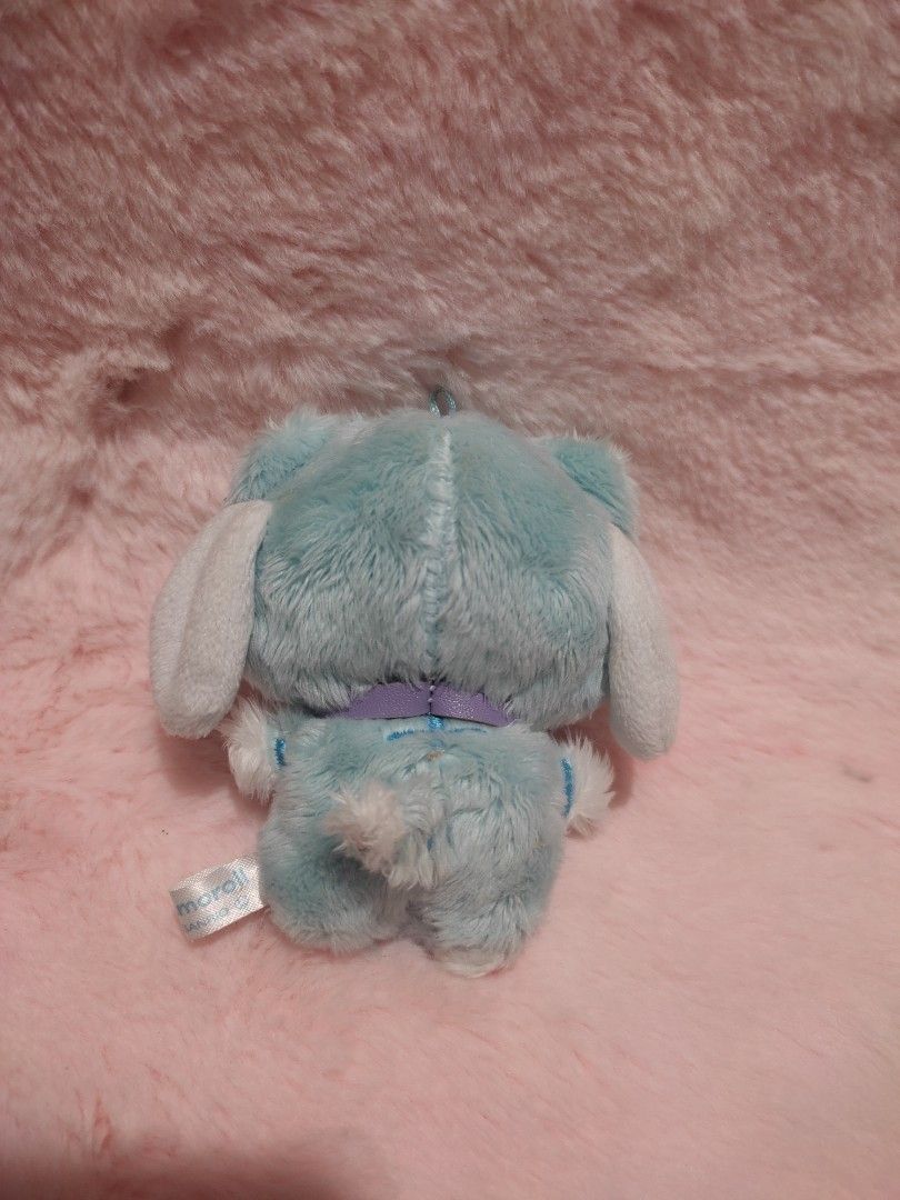 cinnamoroll neko cat charm (Category: Plushies & Soft Toys) located in Bacoor. Submitted by Exedriae (Listing ID 1467432778, Image 2). Description: no ball chain.