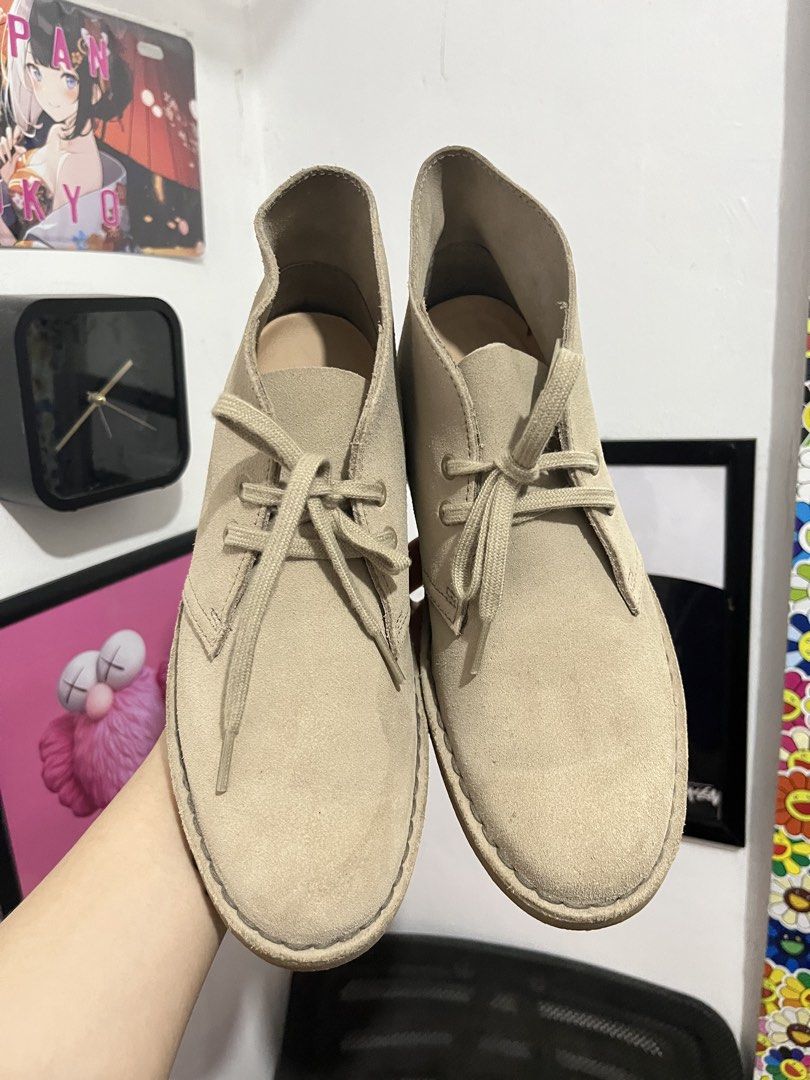 Clarks Desert Boots San Suede (Category: Boots) located in Santa Barbara. Submitted by znaethrifthing (Listing ID 1467500469, Image 3). Description: Clarks Desert Boots San Suede Like new condition US 7.5 womens 23.5-24cm See detailed picture Plus sf DM 📩.