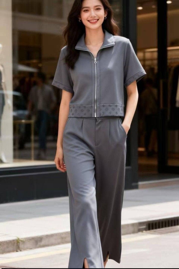 Classy nice coords (Category: Activewear) located in Manila. Submitted by raredeer-4deb4e (Listing ID 1467484731, Image 2). Description: can fit upto xxl pm for orders.