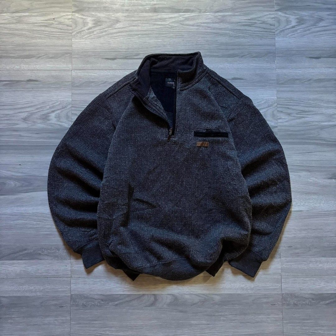 Claudio Valentino half zip (Category: Coats, Jackets and Outerwear) located in Baguio. Submitted by thrift_loots2600 (Listing ID 1467481755, Image 1). Description: Claudio Valentino half zip Mine: 250 Size: 21x25 (L on tag) Condition: Excellent Issue: None.