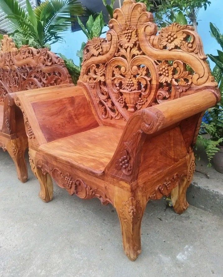 Cleopatra sala set beautiful (Category: Sofas) located in Manila. Submitted by carmelites36250 (Listing ID 1467442237, Image 2). Description: Cleopatra Sala Set made of solid Narra Wood. Restored and revarnished. Ready to use. Get it for only Price 34,5000. Size 3 Seater L75 x W21 x SH15.5 x H44 Single Seater L41 x W21 x SH15.5 x H44 Center Table L35 x W17.5 x H18 Side Table L18 x W17 x H20 all in inches.