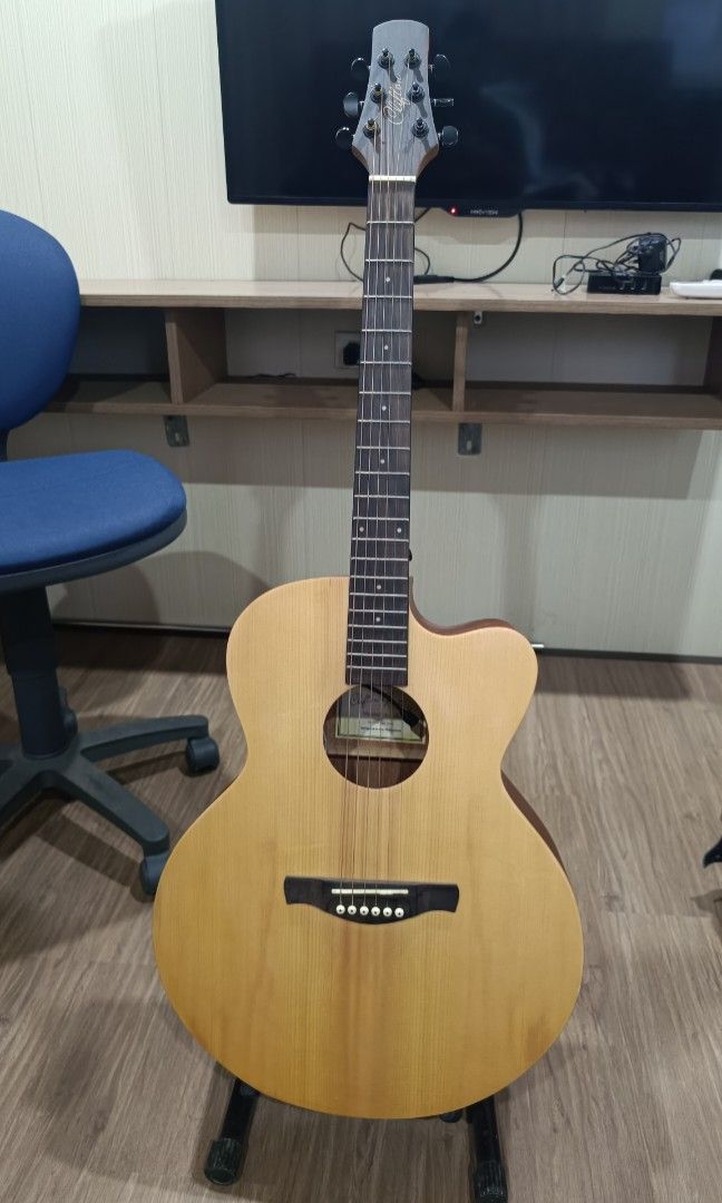 CLIFTON A SERIES (A-1JBe) (Category: Musical Instruments) located in Midsayap. Submitted by macoy.picker (Listing ID 1467432765, Image 1). Description: CLIFTON A SERIES (A-1JBe) Acoustic Guitar 7000 + Sf Send Offer.