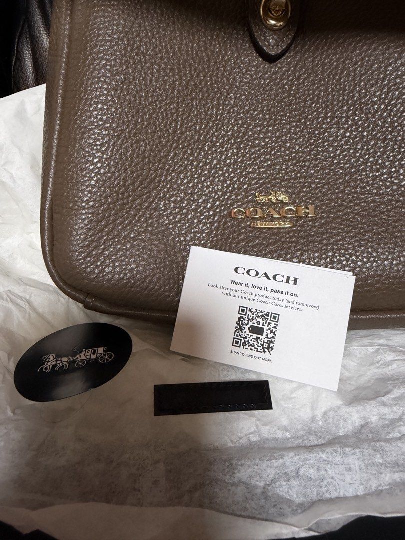Coach Hadley Mini Cross Body Bag (Category: Cross-body Bags) located in Cavite. Submitted by ashhiiiii (Listing ID 1467526827, Image 3). Description: Authentic. Never used Rfs: Decluttering .