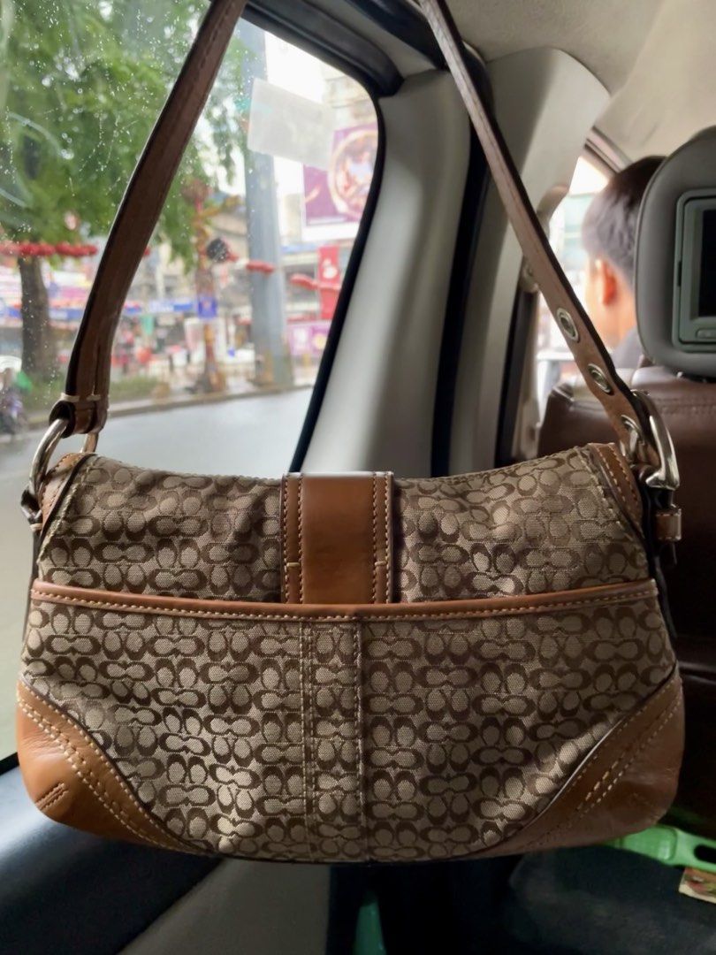Coach mini soho (Category: Luxury Bags & Wallets) located in Manila. Submitted by ms.cee_ (Listing ID 1467370979, Image 2). Description: - rank sa-a - minimal sign of use - DM for more details and pics. Guranteed Authentic.