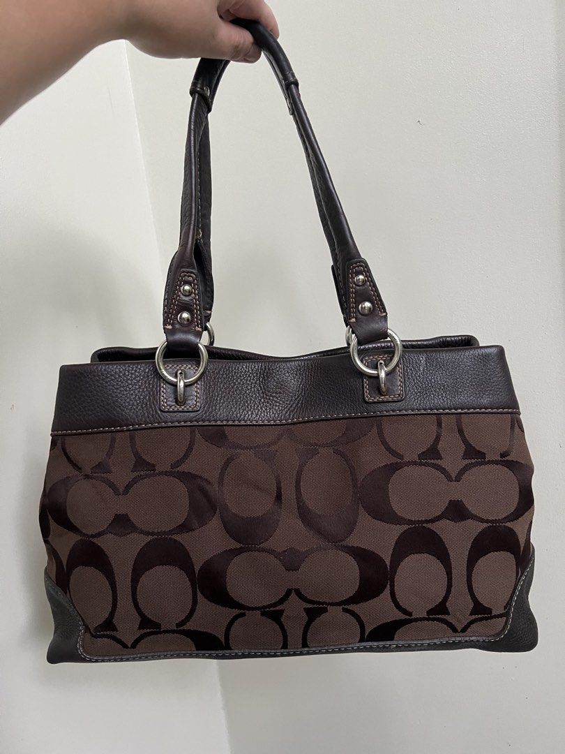 Coach Penelope (Category: Luxury Bags & Wallets) located in Cagayan de Oro. Submitted by kc_missy (Listing ID 1467423251, Image 2). Description: .