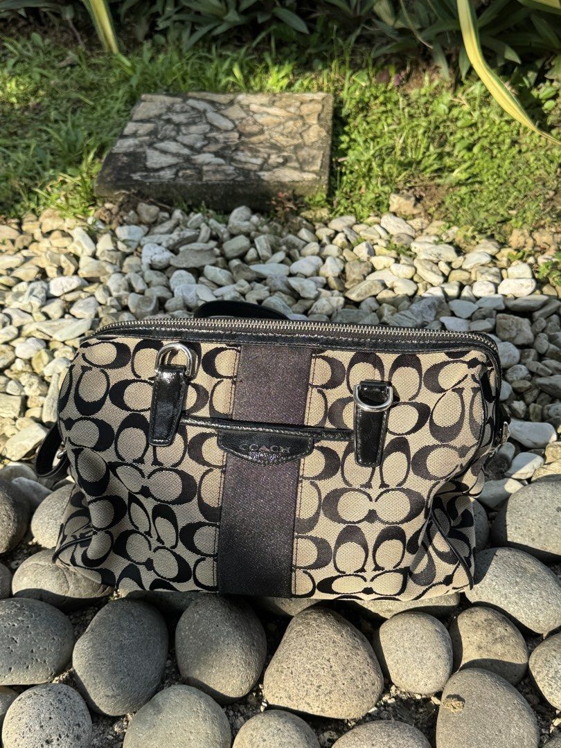 Coach Signature Nancy Satchel (Category: Luxury Bags & Wallets) located in Mandaluyong City. Submitted by kream_ (Listing ID 1467415228, Image 2). Description: Coach Signature Stripe Nancy Satchel 2-Way Rank AB — Mint Condition Issue: Handle is missing, sling only Manila 📍 DM for more info..