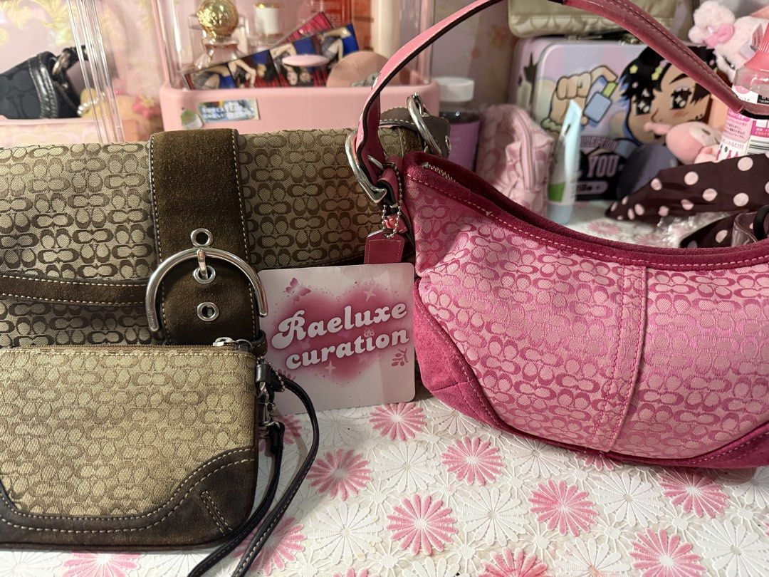 Coach Soho Bundle Pink & Brown (Category: Luxury Bags & Wallets) located in Caloocan City. Submitted by cami.rae (Listing ID 1467599737, Image 1). Description: BOTH BAGS IS RANK A CONDITION 🐻 rank AB for wristlet but no rubs 😚 CAN DO LALAMOVE/SDD 🫶🏻.