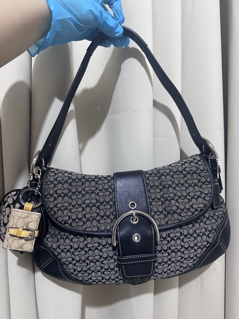 COACH Vintage Soho (Category: Shoulder Bags) located in Dagupan City. Submitted by merry_maryyydeclutters (Listing ID 1461426416, Image 1). Description: Own preloved bag 💓 Guaranteed original coach soho from 🇯🇵 Rank A-SA Walang kachismiss-chismiss Well taken care of 🎀❤️.