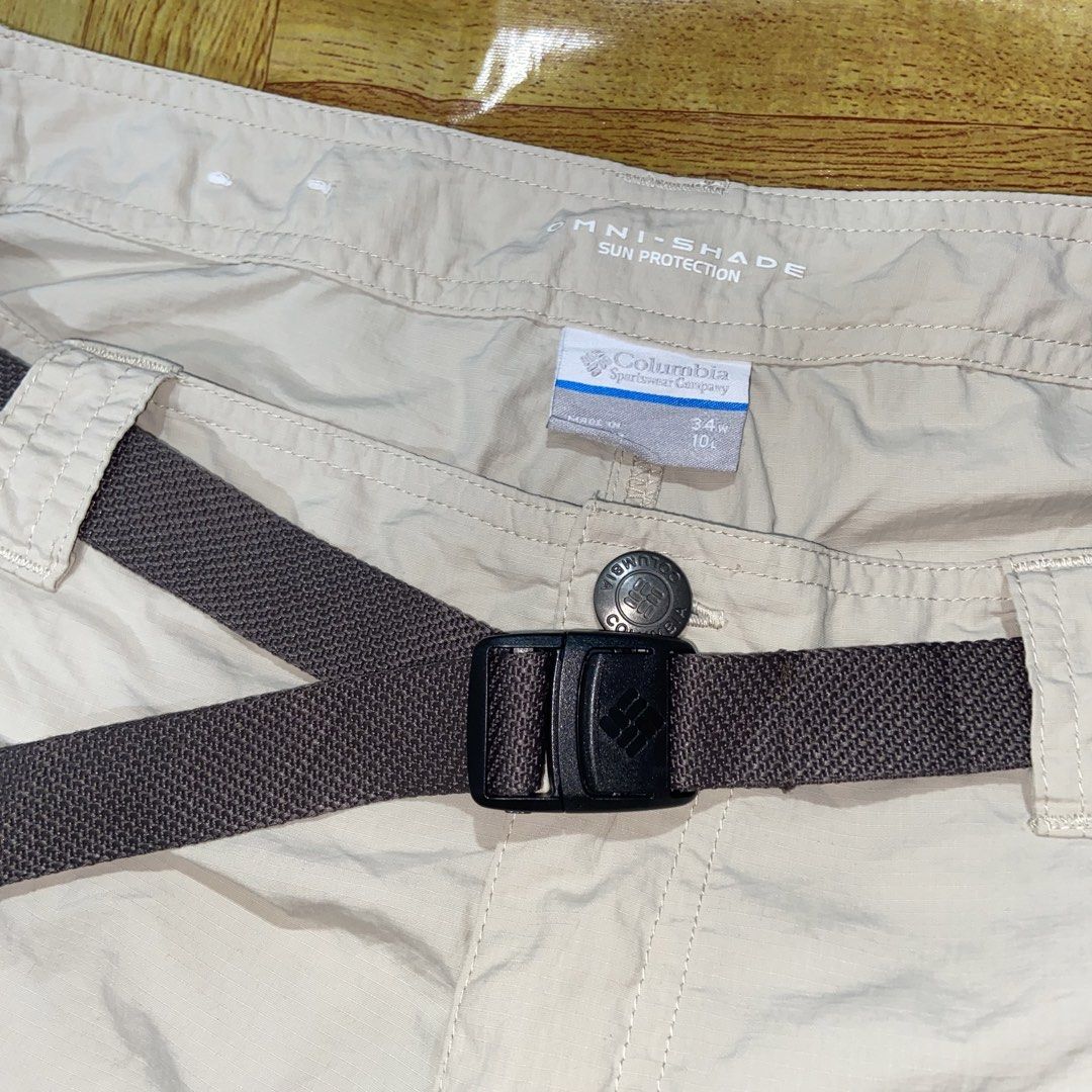 Columbia Outdoor Short (Category: Activewear) located in Dasmarinas. Submitted by thrift2gems (Listing ID 1467602246, Image 3). Description: Columbia Outdoor Short✨ -WIDTH: 34 with belt -LENGTH: 21.5 -LEG OPENING: 11.5 -COLOR RATE: 9.5/10 -CONDITION: 9.5/10 -ISSUE: NEED WASH.