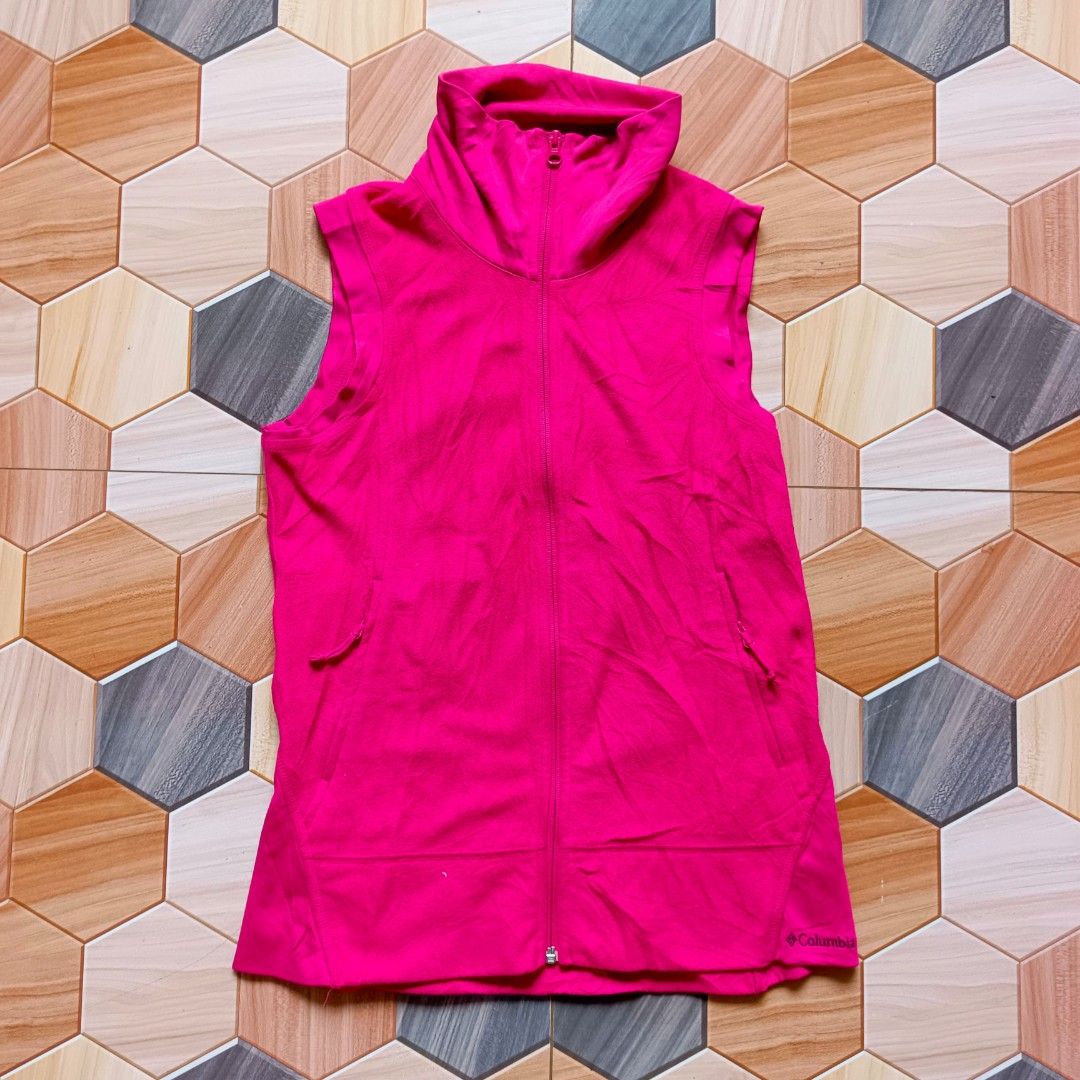 Columbia Pink Vests (Category: Vests) located in Maramag. Submitted by thrifty777 (Listing ID 1467520283, Image 1). Description: Authentic Columbia Slightly Used Condition Location Maramag Bukidnon.