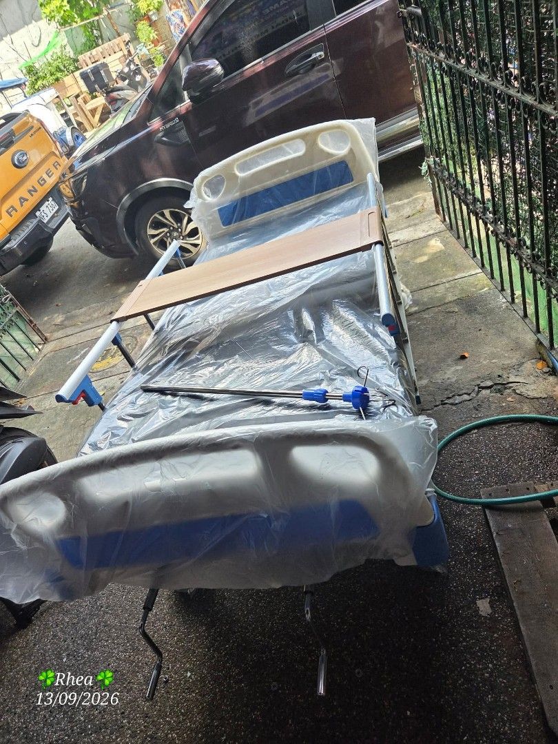 Complete set medical bed (Category: Braces, Support & Protection) located in Manila. Submitted by cattleyaro61723 (Listing ID 1467372185, Image 1). Description: we accept bulk orders brandnew affordable onhand negotiable good quality and condition open for pick up and delivery high quality we also sell many medical supplies call me 09268225723 cod,gcash,bank transfer lifetime time free service.