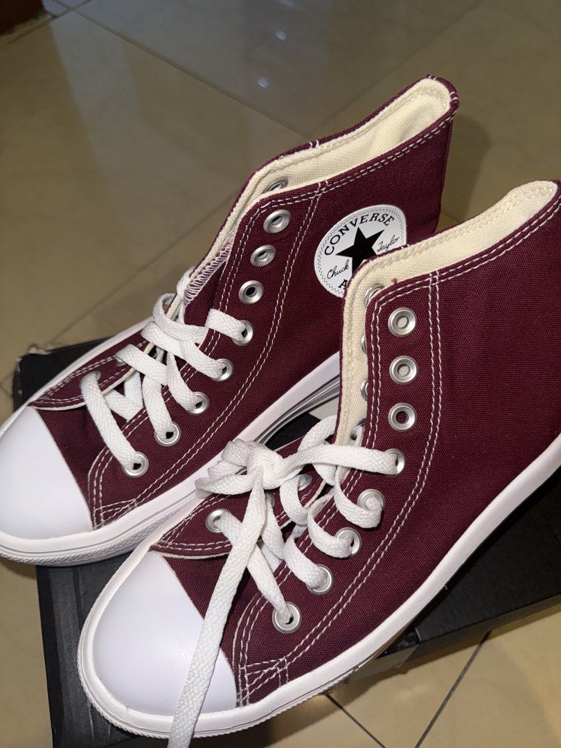 Converse Chuck Taylor All Star Move Hi (Category: Sneakers) located in Marikina City. Submitted by gbbyxrlls (Listing ID 1467560965, Image 2). Description: - Brand: Converse - Style: High Top Platform Sneakers - Color: Burgundy/Dark Beetroot with white laces and midsole - Sole: Thick white platform with gum rubber outsole - Size: US Women's 7 / UK 5 / EUR 37.5 / 24cm - Condition: Brand new, zero wear in, completely clean - Inclusions: Original bo