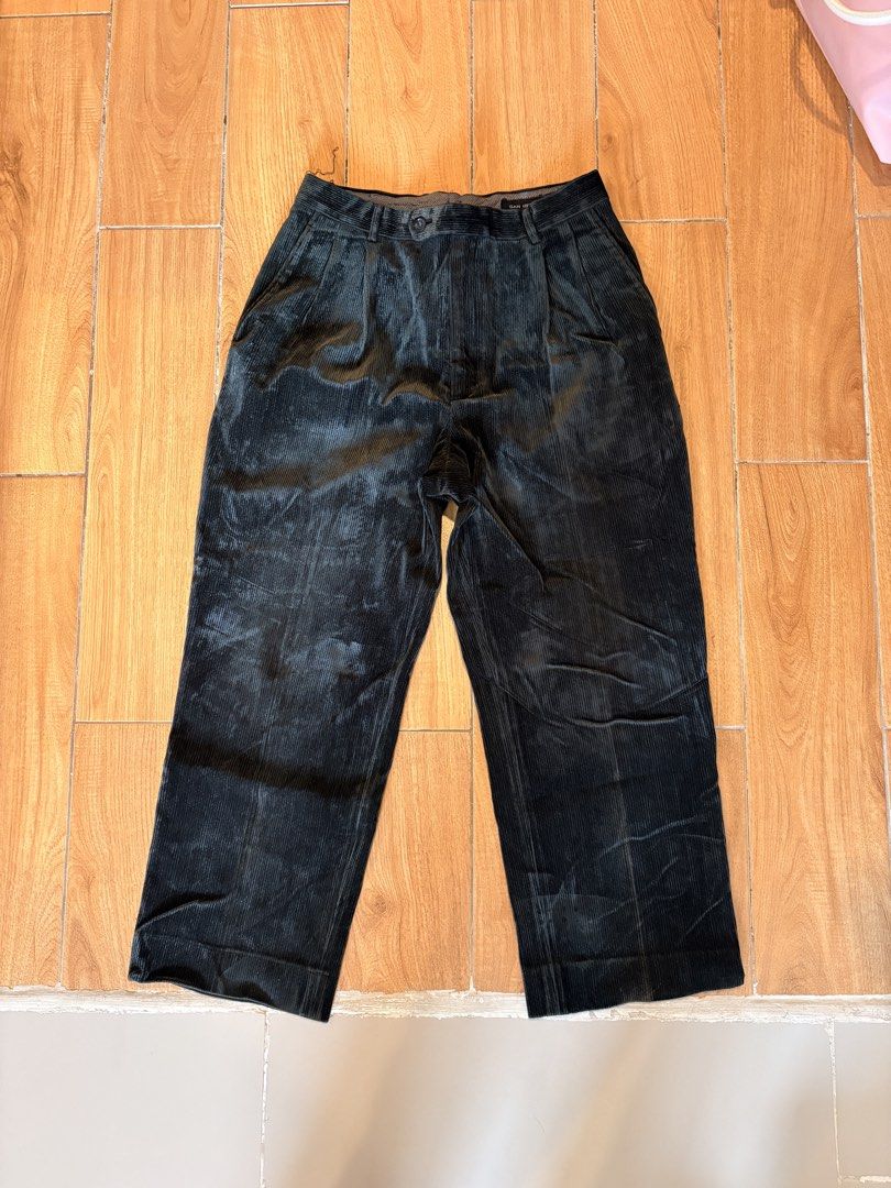 Corduroy Pants (Category: Trousers) located in Mandaluyong City. Submitted by boopiefinds (Listing ID 1467402254, Image 1). Description: Dimes: 38.5 l x 16 waist (flat).