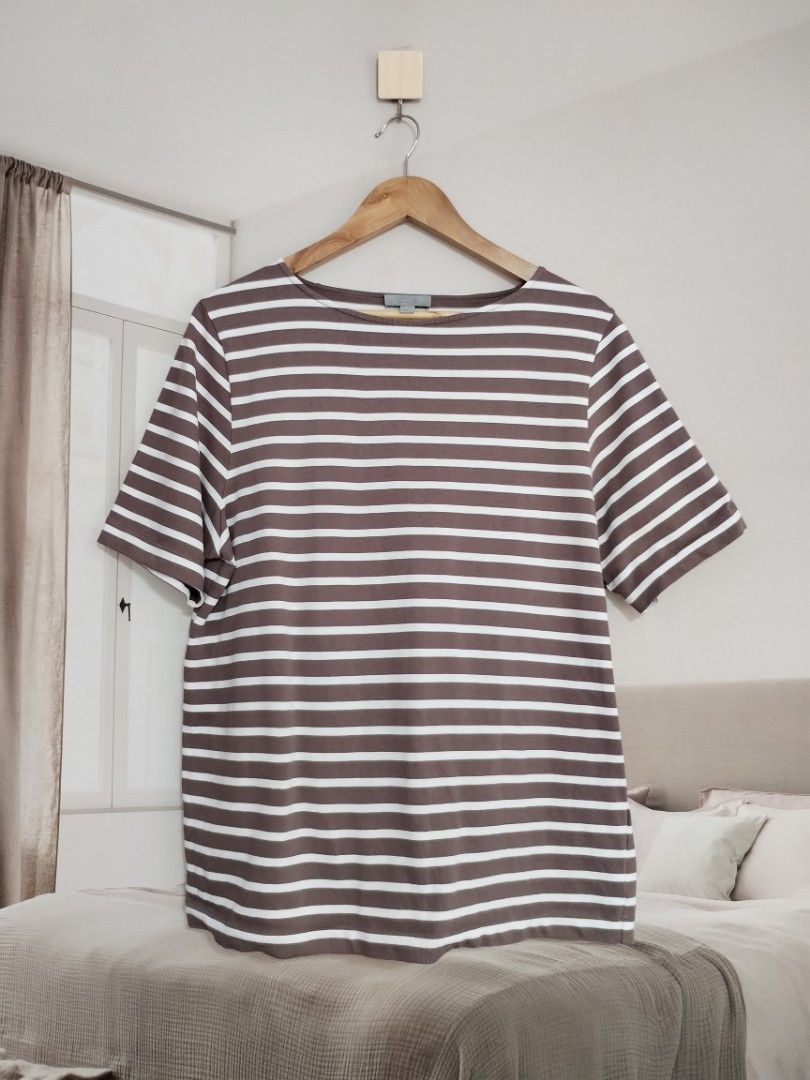 Cos striped too (Category: Shirts) located in Lucena. Submitted by styleddsc (Listing ID 1467364098, Image 2). Description: Small on tag fits medium to large.