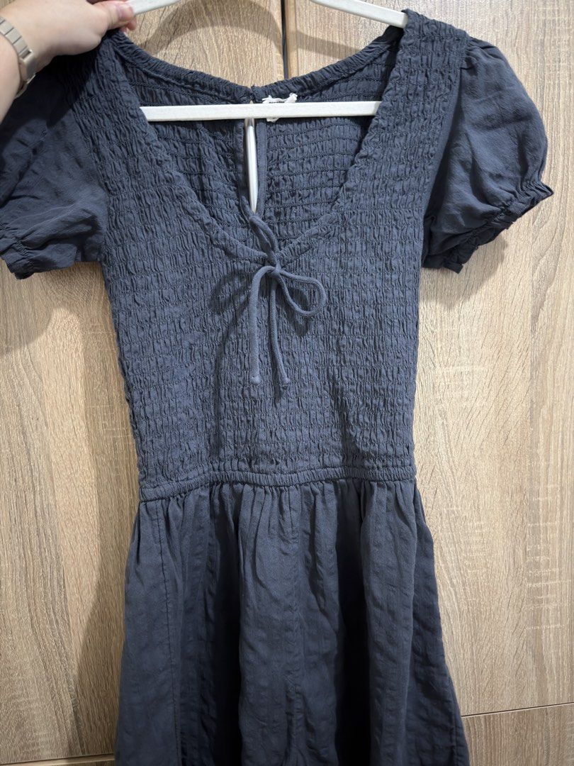 Cotton On Smocked Romper (Size 36EU) (Category: Rompers) located in Santa Rosa. Submitted by maieee09 (Listing ID 1467384360, Image 1). Description: Cotton On Size: 8 AU / 4 US / 36 EU Never used 😅 Bought at store ₱2,399 Rfs: don’t like the fit on me 😭 Didn’t try it on kasee huhu.
