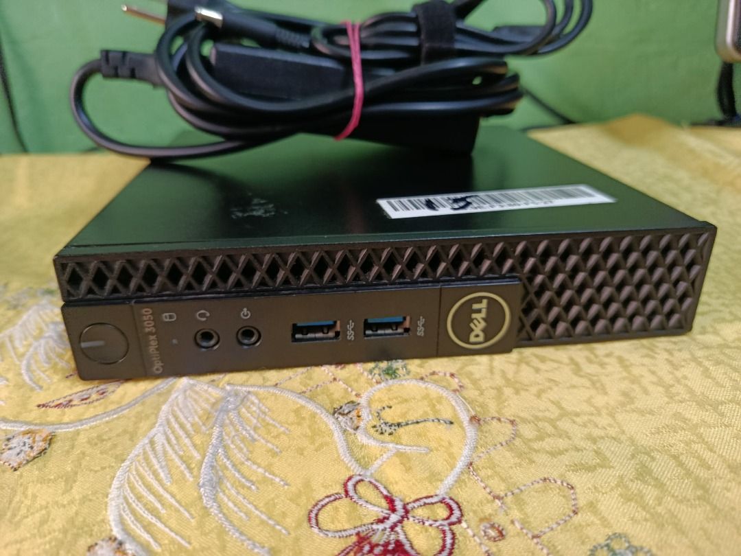 cpu mini pc dell i5 6500t 6th gen (Category: Desktops) located in Quezon City. Submitted by carou85958 (Listing ID 1467380248, Image 2). Description: i5 6500t 6th gen intel graphics 530 memory 4gb ddr4 ssd 128gb charger issue..HDMI nag loloko vga at displayport good prize.. p3700 note.. walapo issue yung unit connect mo nalang sa monitor 17 IBP ROAD BATASAN HILLS QC.