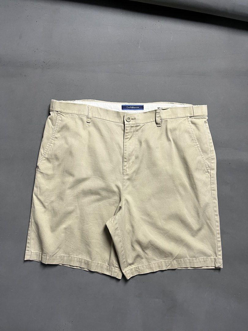 CROFT & BARROW WALKSHORT (Category: Shorts) located in Quezon City. Submitted by kentstuff (Listing ID 1467520907, Image 1). Description: CROFT & BARROW WALKSHORT Waist: 42 Length: 20.5 Leg opening: 13 Condition: Excellent CR: 9/10 Issue: draggings DISCLAIMER: This is a thrifted item. All brands, logos, and trademarks belong to their rightful owners. We’re here to rehome great pieces — no brand affiliation intended.