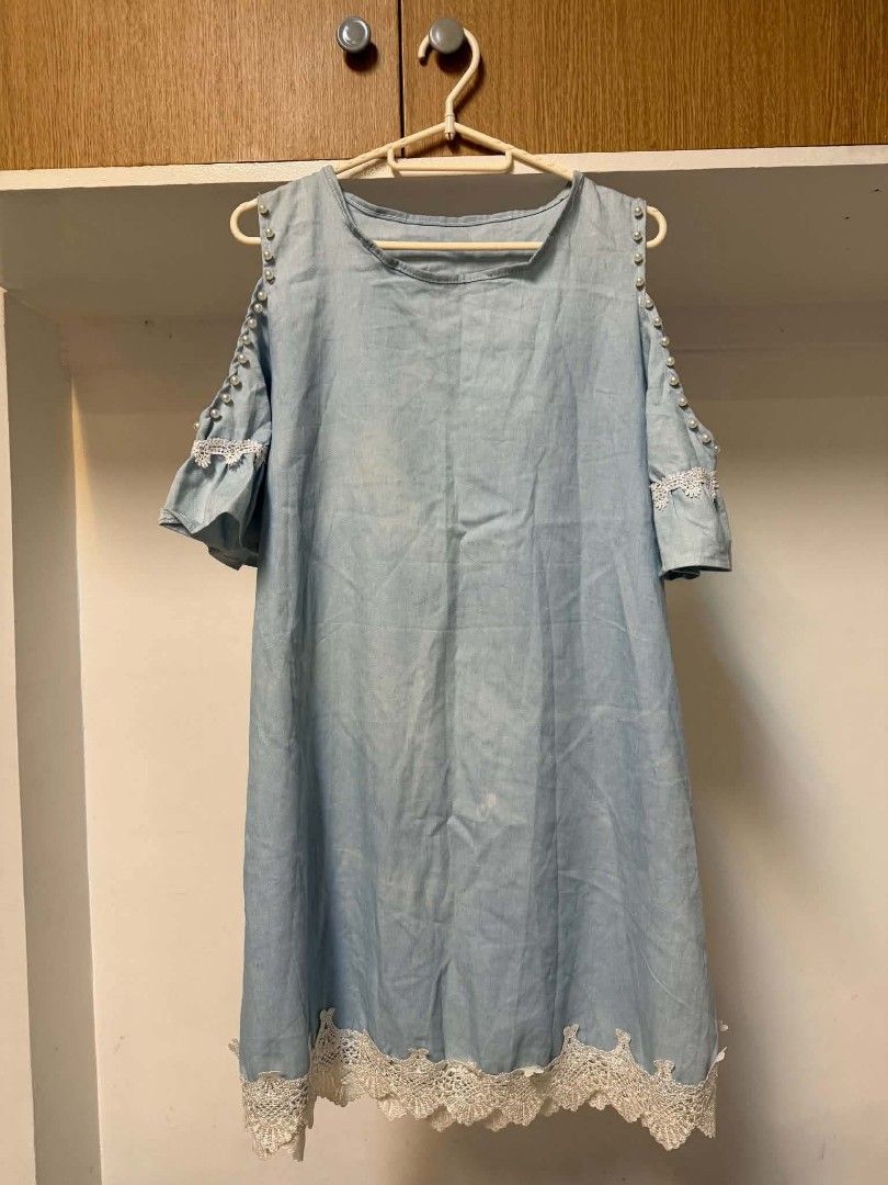 Cute Blouse (Category: Others Tops) located in Manila. Submitted by atozstuff (Listing ID 1467454019, Image 1). Description: .