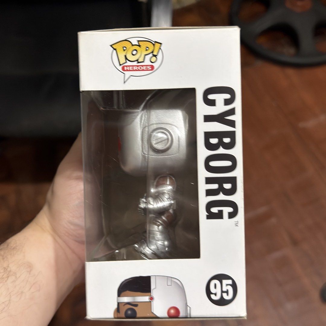 Cyborg Funko Pop (Category: Figurines & Statues) located in Pasig City. Submitted by kingclutter (Listing ID 1467481731, Image 2). Description: Box conditions in the pics. With used boss protector..