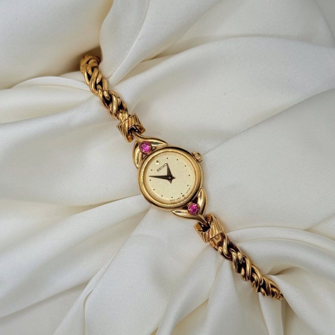 Dainty Seiko with Ruby Accents (Category: Women's Watches) located in Lipa City. Submitted by watchoutph (Listing ID 1467550344, Image 3). Description: Dainty Seiko Tissé with Pink Rubies Rope Bracelet/Twisted Chain Gold textured dial 15mm Up to 17cm wrist size Hardlex crystal Rare Quartz Excellent condition ₱12,800.