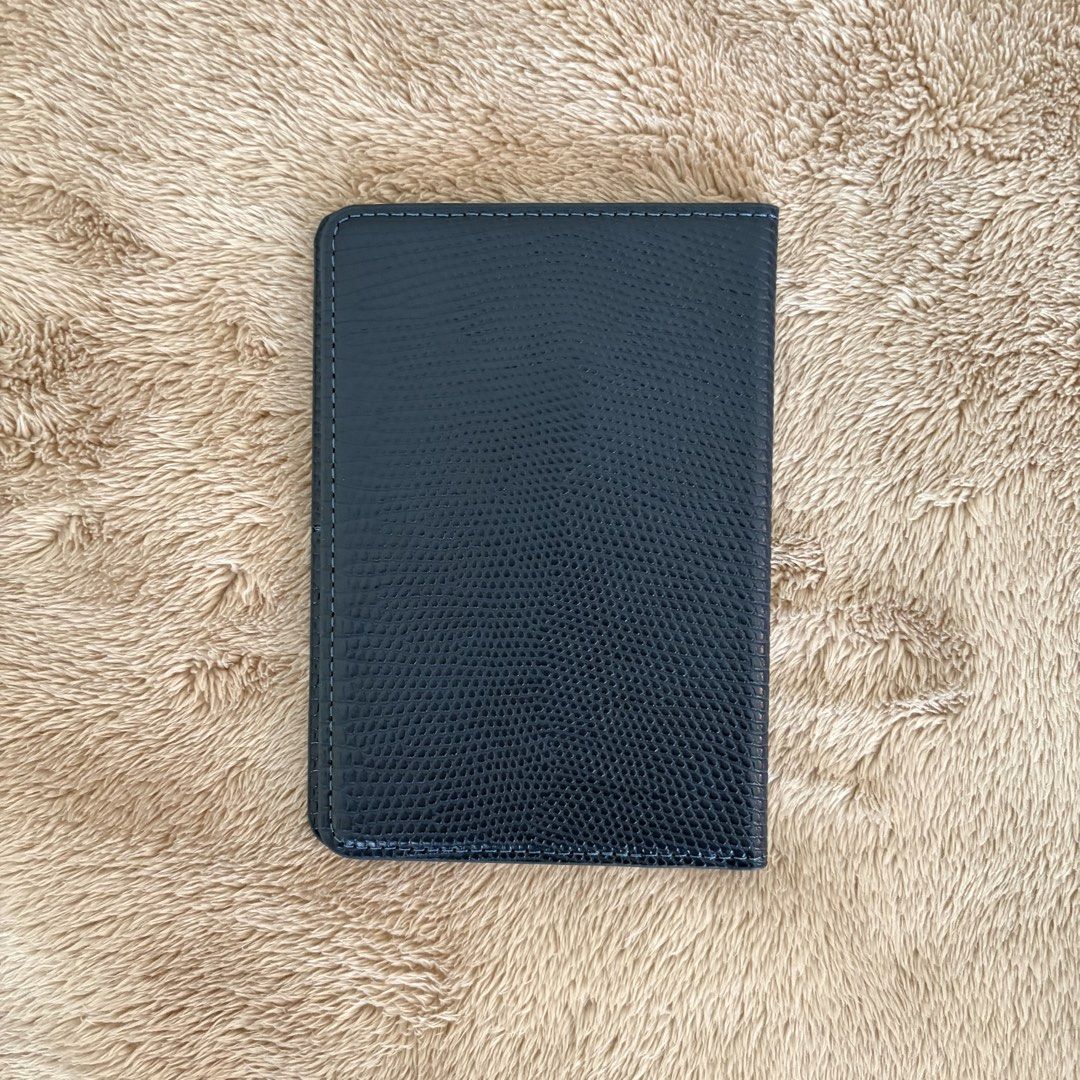 Dala Passport Holder (Category: Travel Essentials & Accessories) located in San Juan City. Submitted by _ands_ (Listing ID 1467457629, Image 3). Description: - FREE when purchasing 2 of my Dala listings - One (1) freebie per transaction.