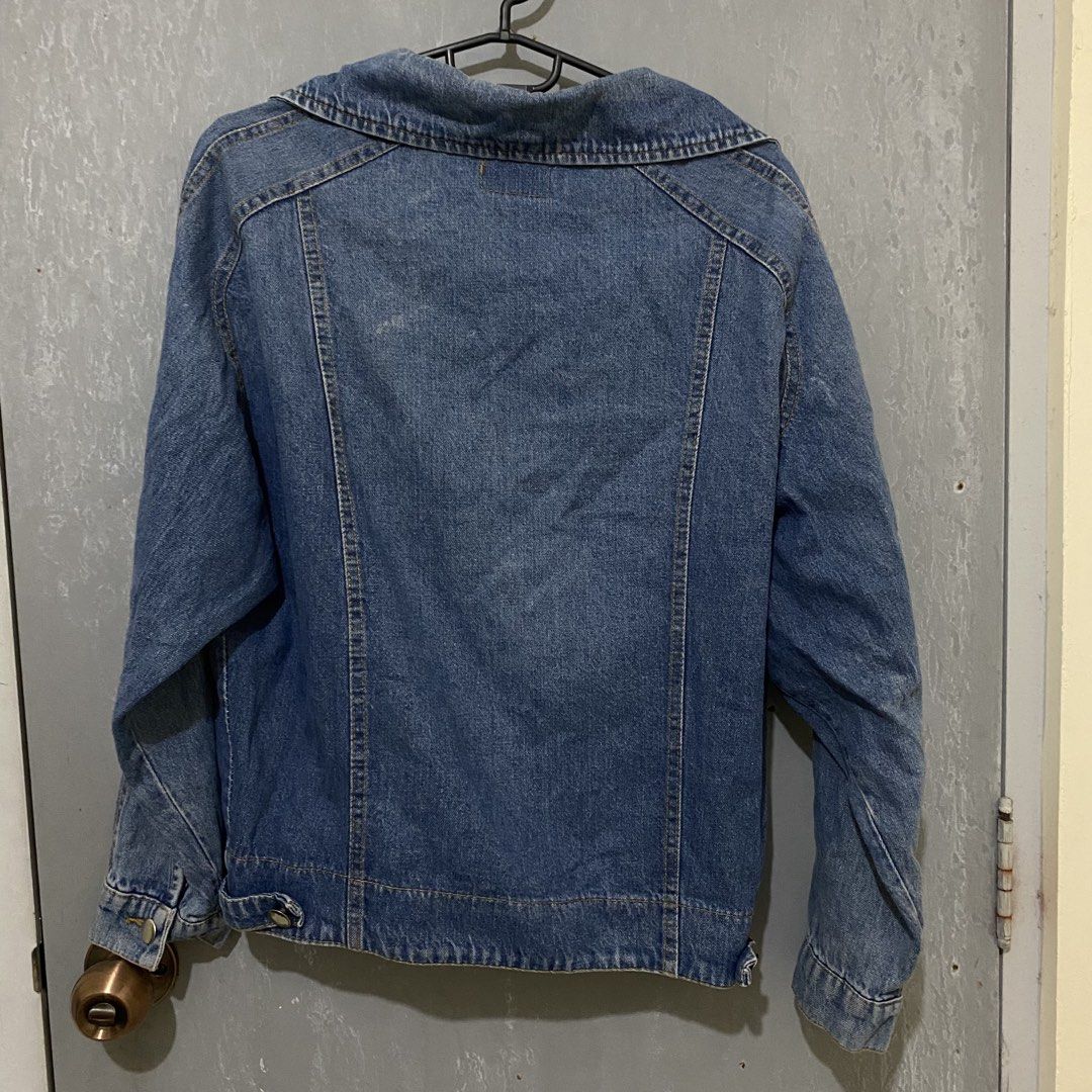Dark Blue Denim Jacket (Category: Coats, Jackets and Outerwear) located in Quezon City. Submitted by lovelylittlepreloves (Listing ID 1467396991, Image 2). Description: .