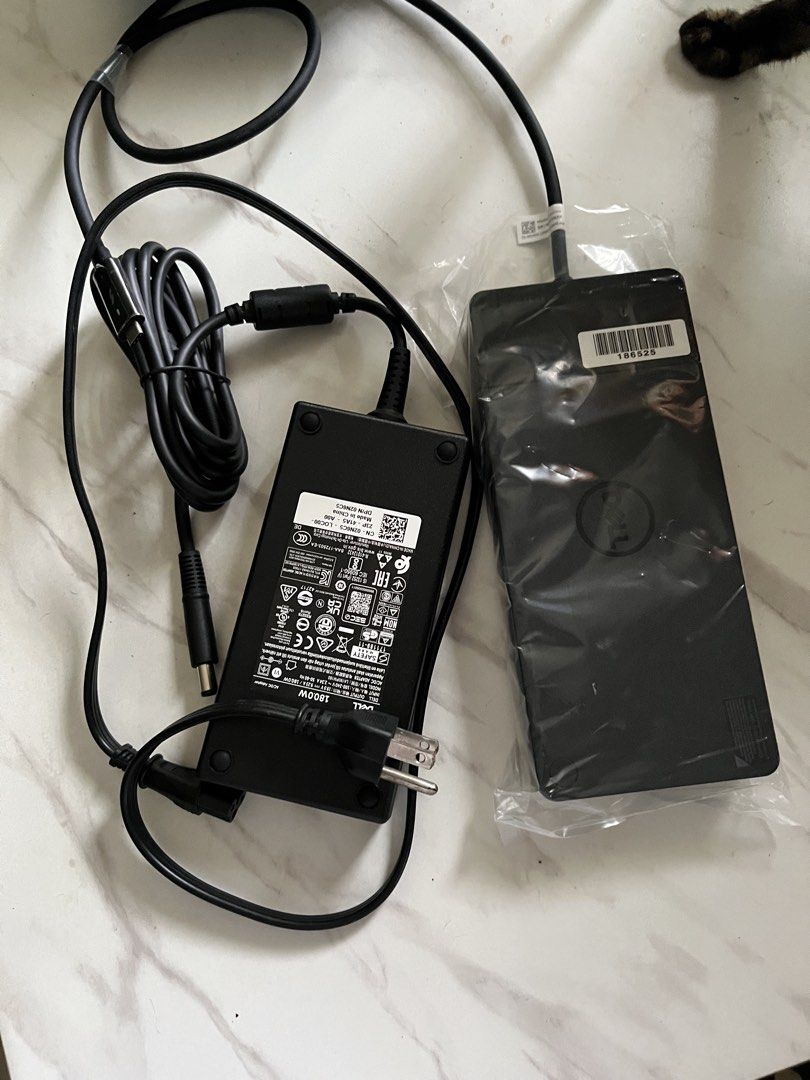 Dell Wd22tb4 Docking Station (Category: Chargers) located in Las Pinas. Submitted by aclaojoanne (Listing ID 1467599547, Image 1). Description: Unused, like new. SRP 17,000 Selling for 7k only. Meet-up: Cavite or Makati.