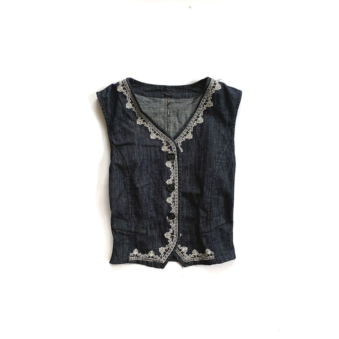Denim embroidered vest (Category: Blouses) located in Tarlac. Submitted by luv__vintage (Listing ID 1467473257, Image 2). Description: .