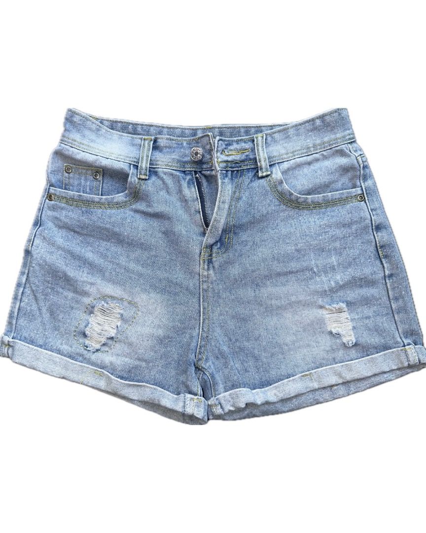 Denim Shorts Rolled Cuffs (Category: Shorts) located in Bacoor. Submitted by pickedbykoko (Listing ID 1467401599, Image 1). Description: Size: 28 inches Length: 13 inches Condition: Fair Colors may appear slightly different depending on lighting and your screen. 🏷 ₱78.00 Code: K13 .