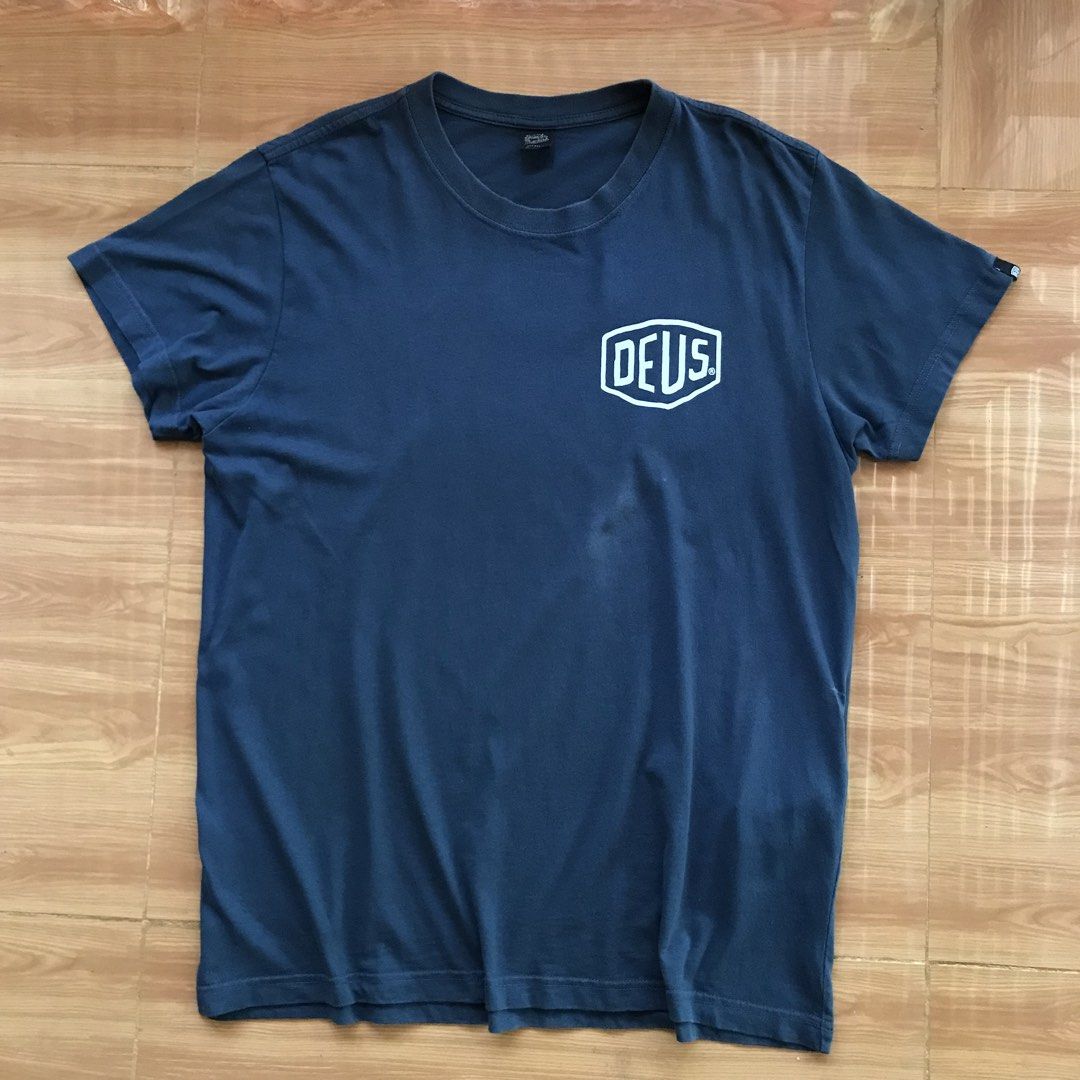 Deus Ex Machina Shirt (Category: Tshirts & Polo Shirts ) located in Cebu City. Submitted by whytruekoy (Listing ID 1467222477, Image 3). Description: Deus Ex Machina Shirt Authentic Size Large W / 21 L / 28 Excellent.