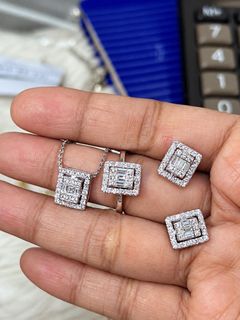 (Category: ) located in . Submitted by loveeofgoldiss (Listing ID 1467514327, Image 1). Description: .