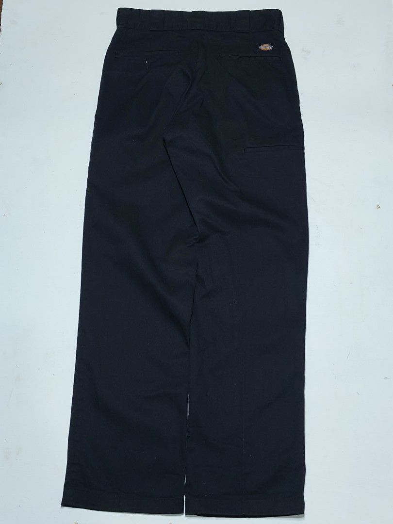 DICKIES 874 WORK PANTS (Category: Chinos) located in Tumauini. Submitted by znernatpiece (Listing ID 1467534885, Image 1). Description: DICKIES 874 WORK WEAR PANTS BRAND NEW CONDITION, NO ISSUE CRISPY PA TELA ACTUAL DIMENSIONS ON PICTURES +SF.