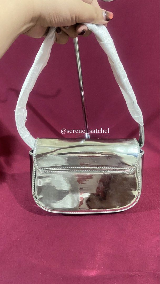 Diesel (Category: Beach Bags) located in Valencia. Submitted by srn_stchl (Listing ID 1467366212, Image 3). Description: Like new condition .